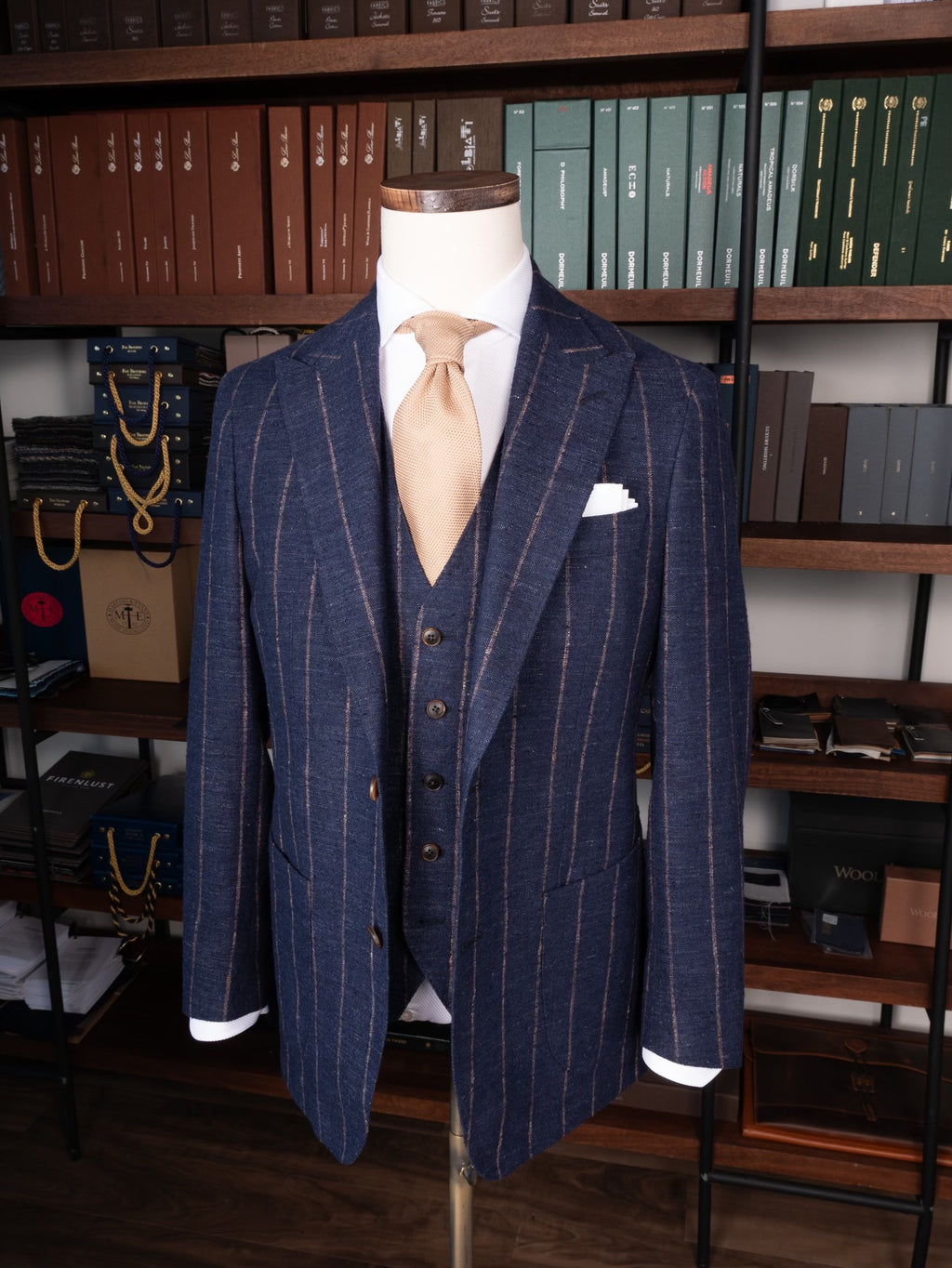 Tailor-made suit to match your Ferrari - Consultation